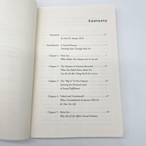 Sacred Sex: A spiritual Celebration Of‎ Oneness in Marriage Paperback Gardner - Picture 8 of 10